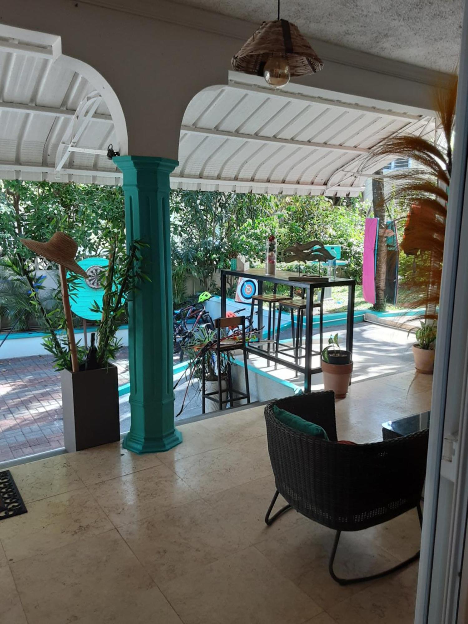 Explora Prestige Bed and Breakfast Blue Bay Eksteriør billede