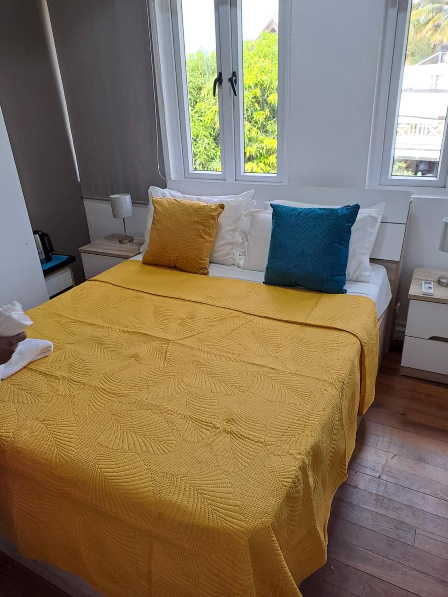 Explora Prestige Bed and Breakfast Blue Bay Eksteriør billede