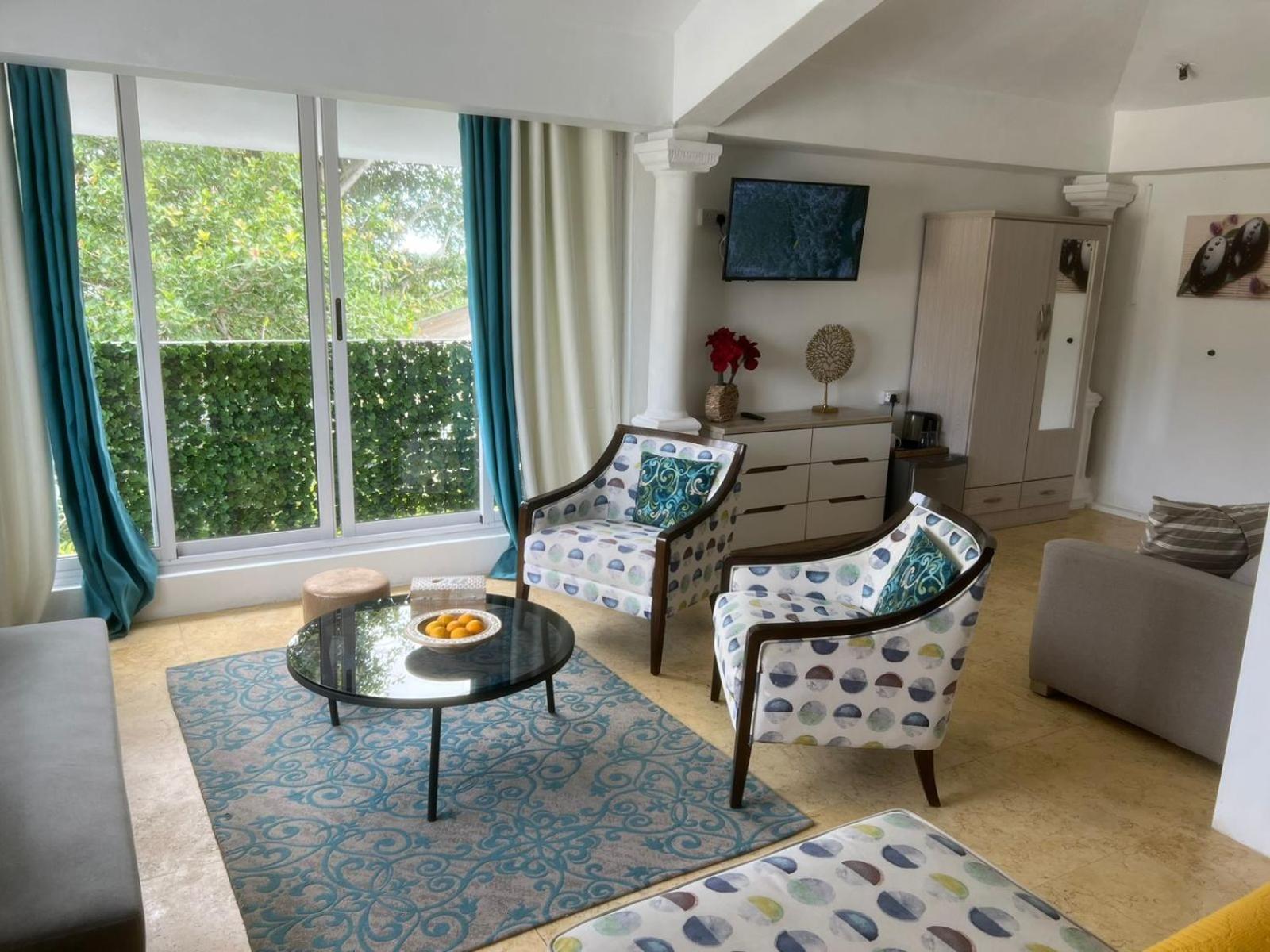 Explora Prestige Bed and Breakfast Blue Bay Eksteriør billede